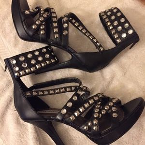 Steve Madden black studded heels